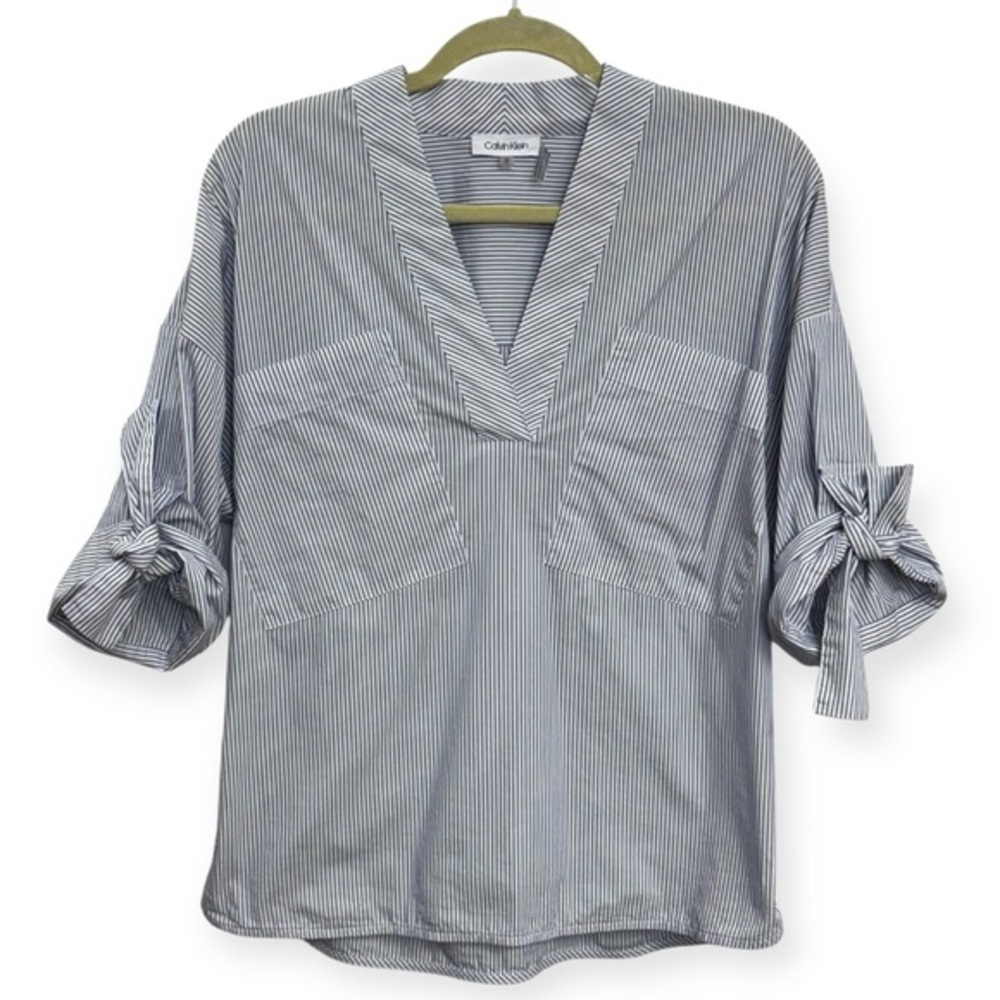 Calvin Klein Women’s Blue/White Striped V-Neck‎ Blouse with Tie Sleeves S *251